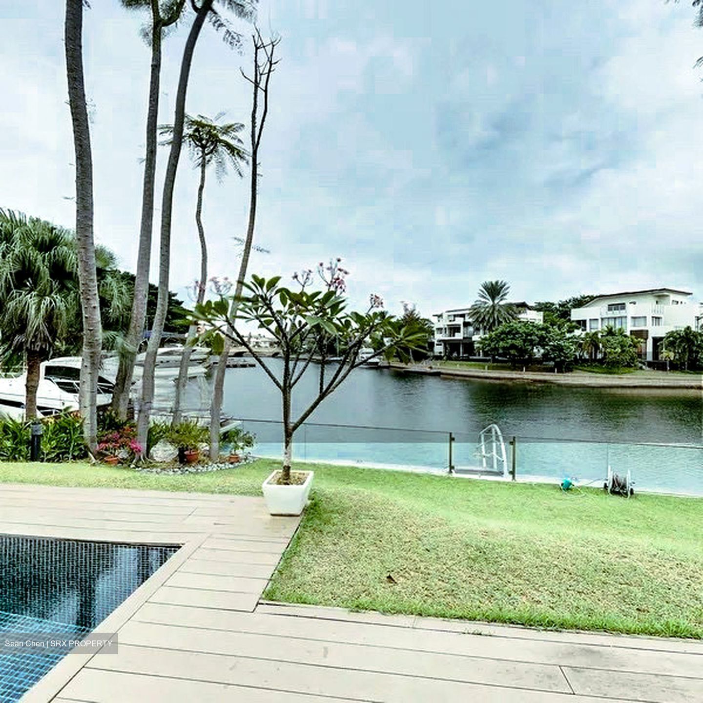 Ocean Drive (D4), Detached #582693141